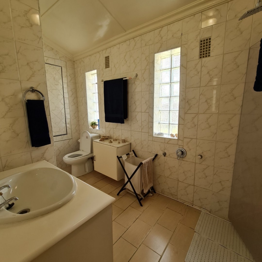 6 Bedroom Property for Sale in Sasolburg Free State